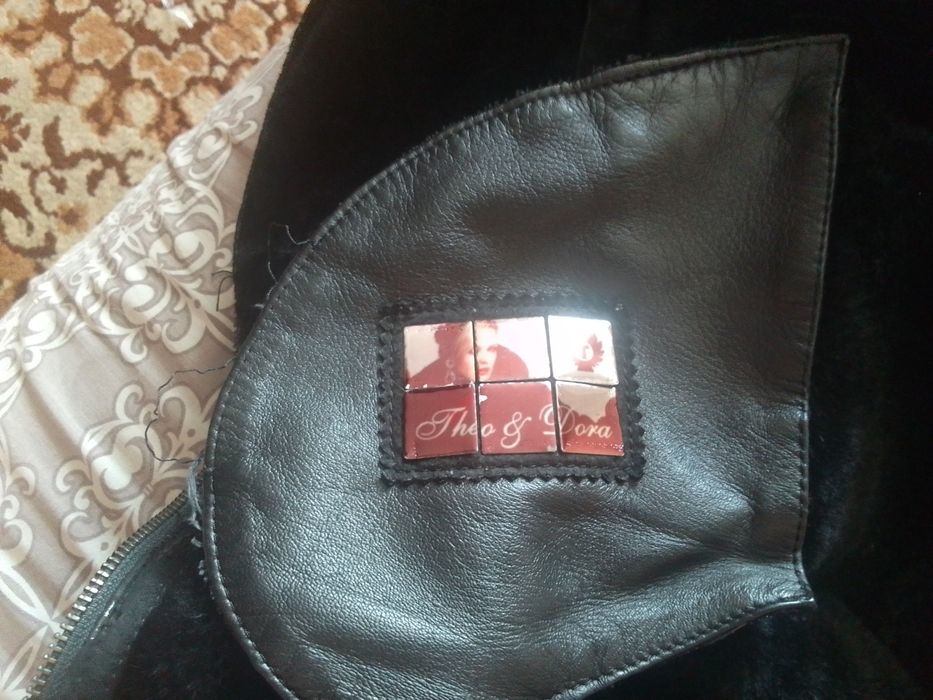 Продам женскую дубленку