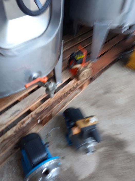 Cubas inox para vinho de 550L ,1000L e outros acessorios