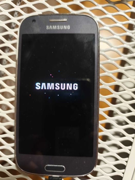 Samsung Galaxy Ace4 em razoável estado