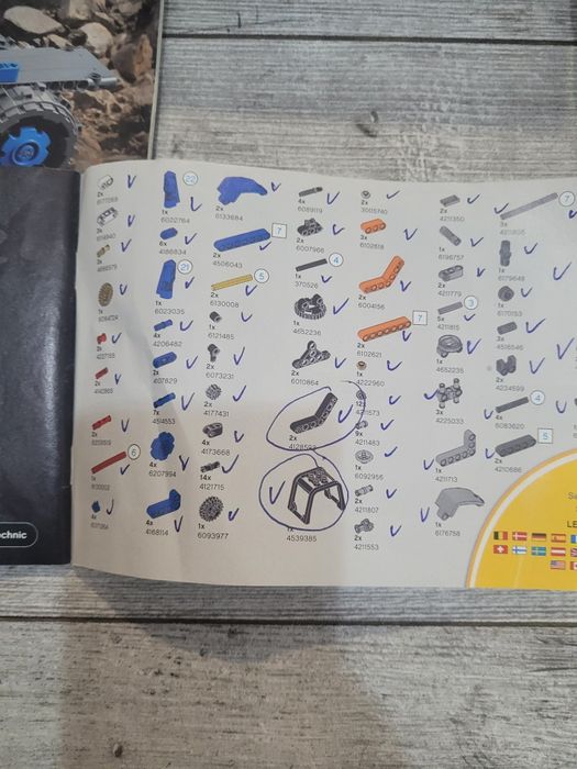 Lego technic Dozer compactor