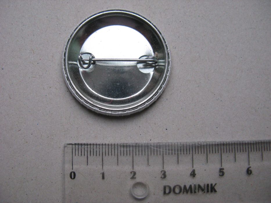 przypinka 3,5 cm Maźnij mnie