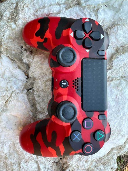Геймпад Dualshock 4 Red Camo V2 оригинал бу