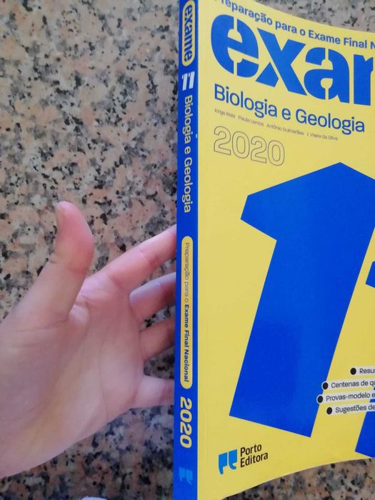 Livro de Exames Porto Editora Biologia Geologia 2020