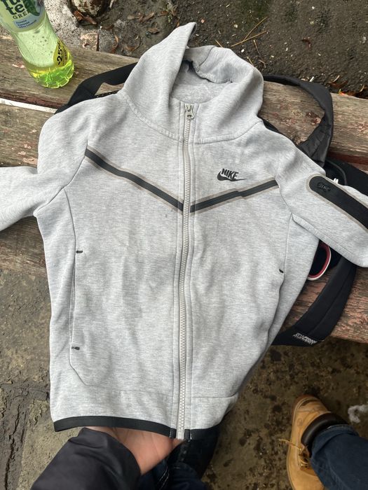 Найк теч фліс сірий оригінал,розмір є на фото