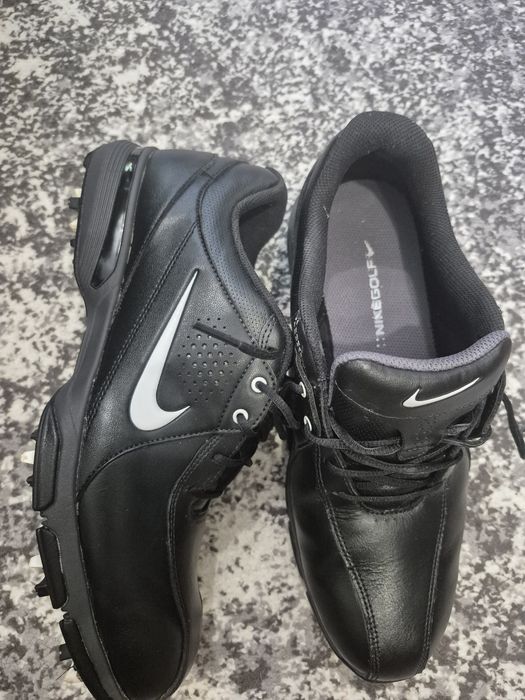 Кросівки Nike для гольфу,