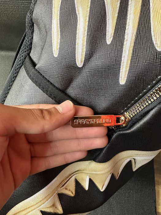 Рюкзак Sprayground Gold and Dangerous Backpack портфель в школу спрейграунд спрейгроунд бекпек спрей spreygraund spraygraund шкільний