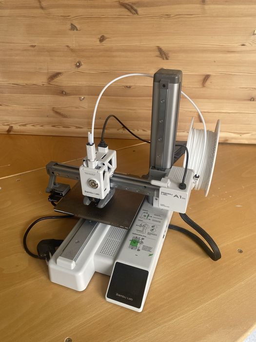 Drukarka 3D Bambu Lab A1 mini.