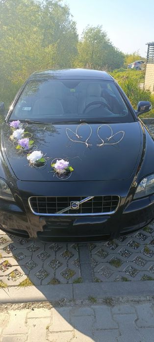 Ozdoby weselne na auto dekoracja kwiatki Białe fioletowe