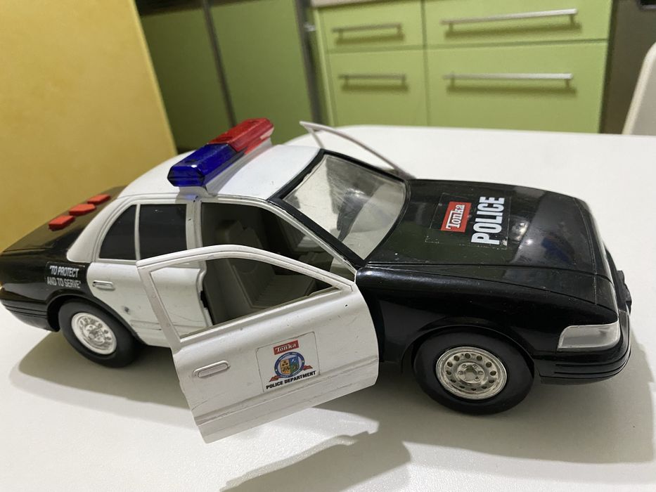 Пролицейская машина Tonka 1:16