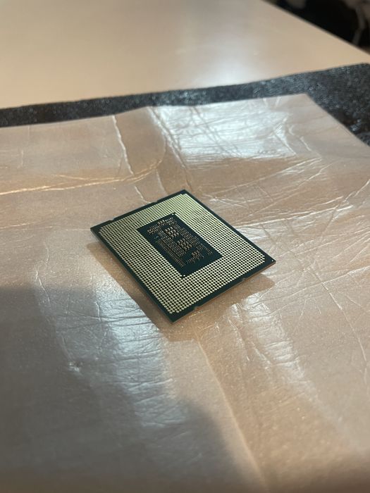 Intel Core i5-12400F