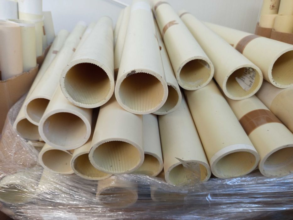 Tuleje, rurki plastikowe za darmo