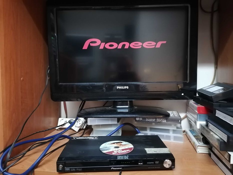 Odtwarzacz CD/DVD Pioneer DV-220V HDMI/USB