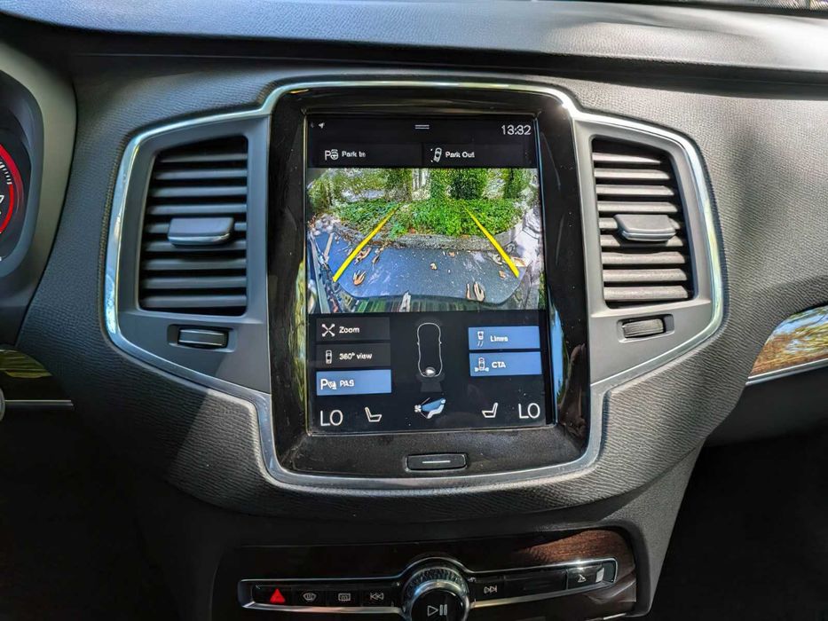 Volvo XC90      2019