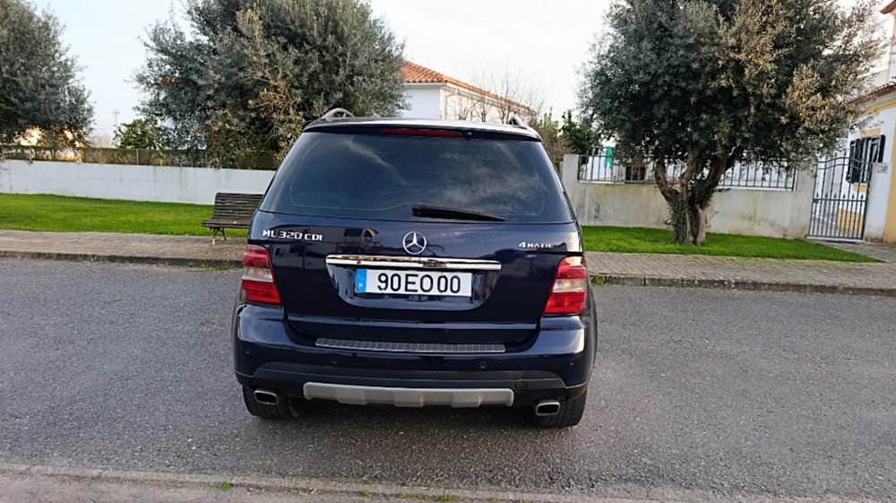 Mercedes ML 320cdi 224cv versão AMG