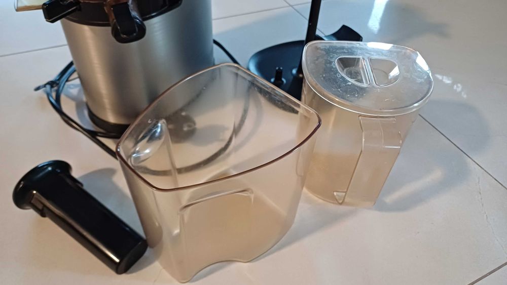 Hurom HF 26 wyciskarka wolnoobrotowa do soków