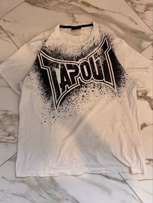 Біла Футболка tapout