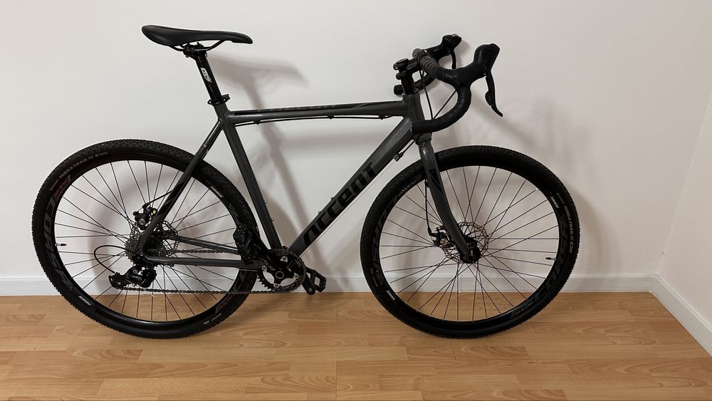 Rower gravel Accent aluminium r56 piękny szybki tarczowki  XC