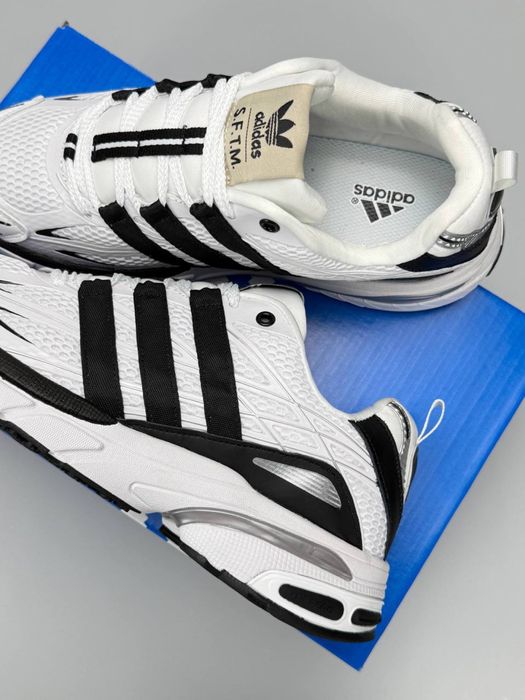 Кросівки Adidas Adistar Cushion White Black чоловічі 41,42,43,44,45