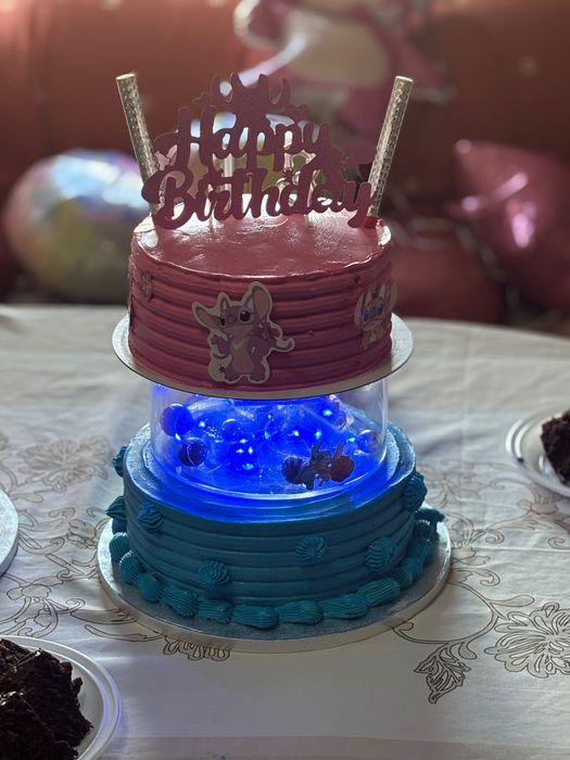 Bolos e kits de festa