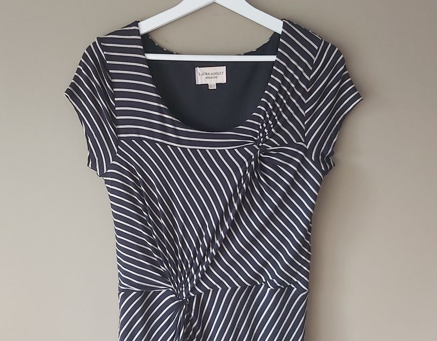 Sukienka Laura Ashley rozmiar M