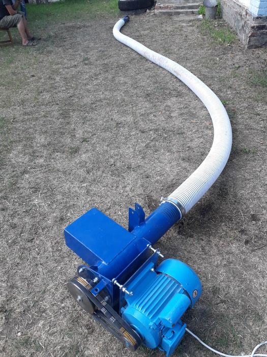 Гнучкий шнек, погрузчик