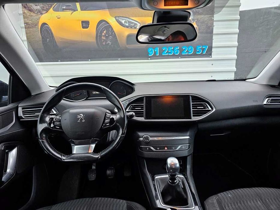 Peugeot 308 Sw 1.6Hdi 110Cv 02/2015