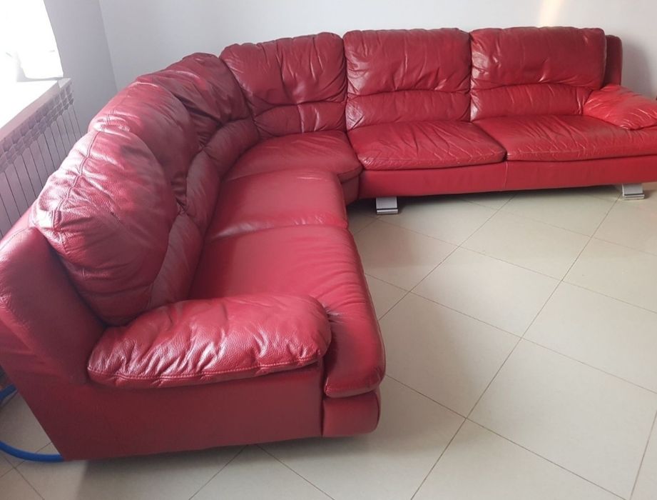 Narożnik skórzany czerwony 260x270