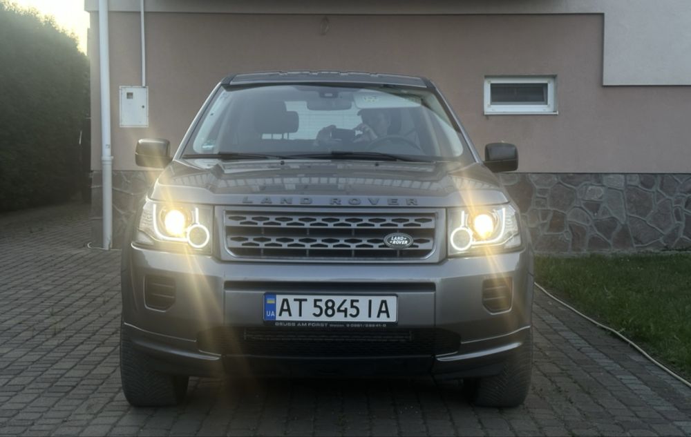 Land Rover Freelander 2013рік