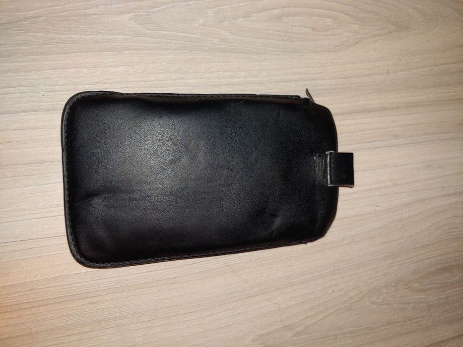 Etui skórzane na telefon