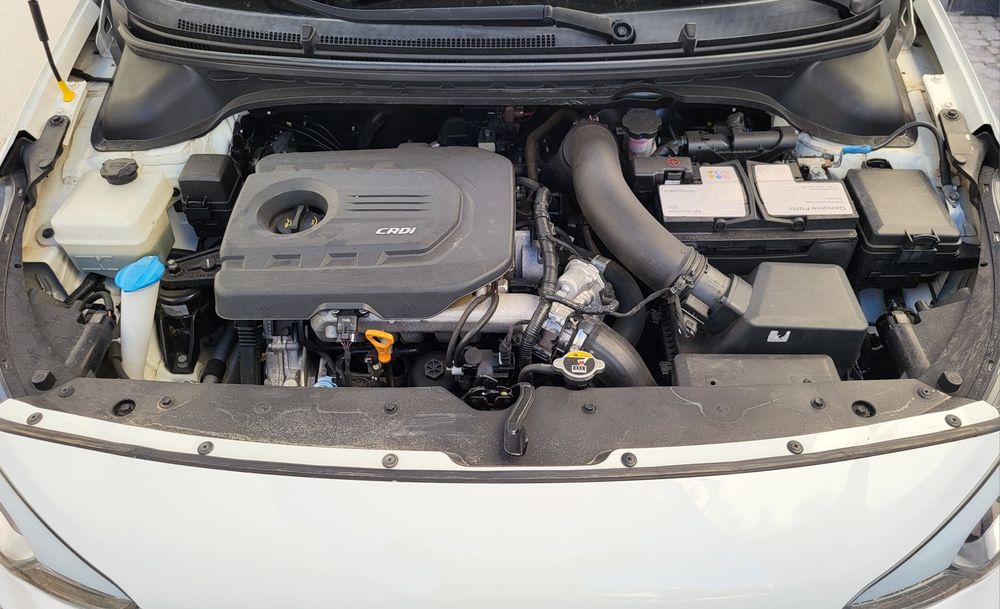 Hyundai i20 II 1.1 CRDi 75cv Van IVA dedutível