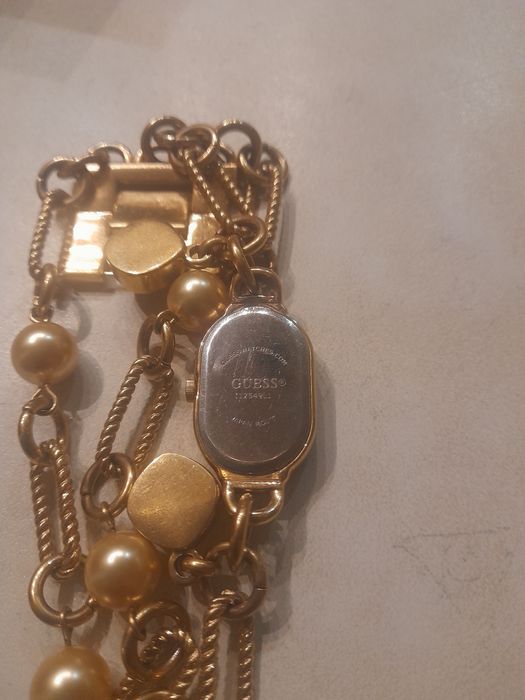 GUESS  часы  оригинал