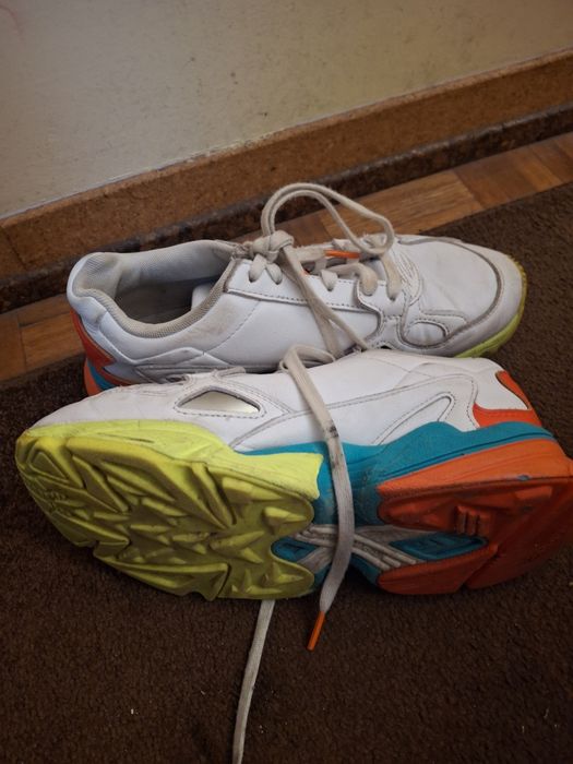 Tenis adidas branco