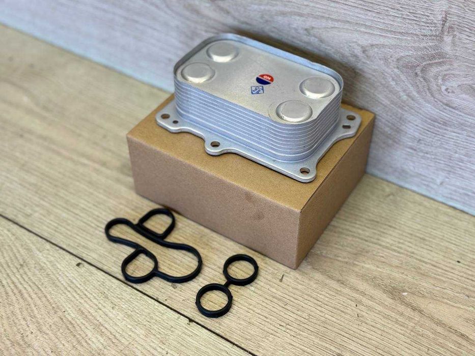 Теплообмінник масляний радіатор Fiat 500 Фіат Масляный теплообменник