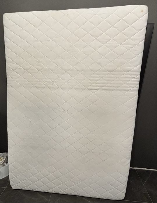 Materac sprężynowy 140x200