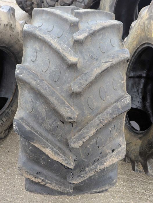 480/70R24 BKT Agrimax RT765 rolnicza