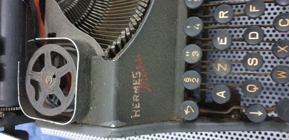 Máquina Escrever Armes Media