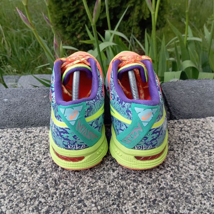 Buty ASICS Gel-Noosa Tri 10 Sportowe Sneakersy Do Biegania Rozmiar 41.5