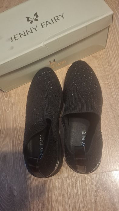 Nowe buty z CCC czarne