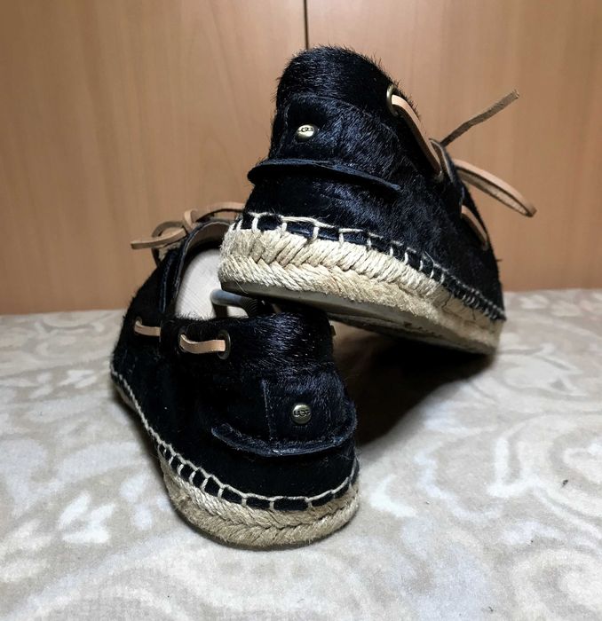 Топсайдери на хутрі 41 розмір, UGG Australia