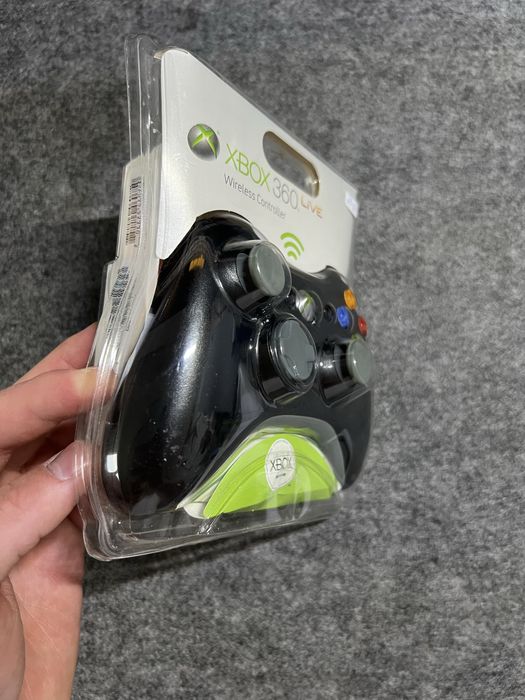 #2365 pad kontroler nowy zapakowany xbox360 oryginalny