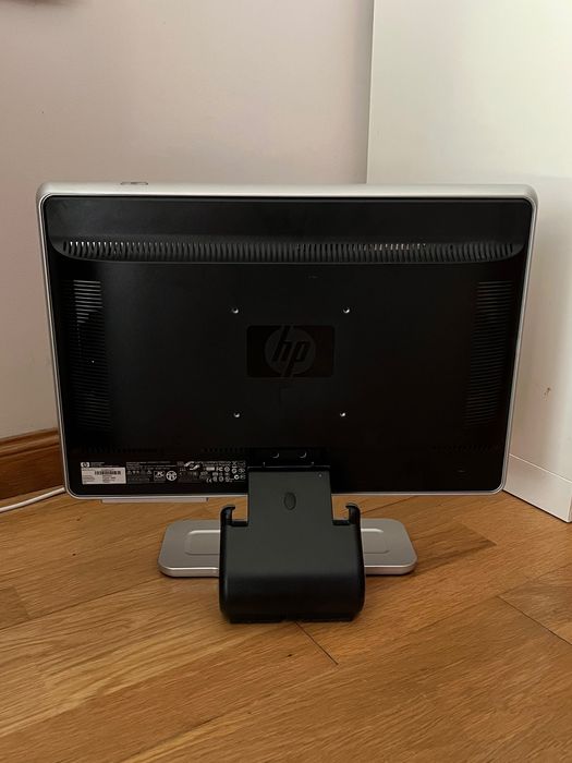 Monitor HP w1907v Loures • OLX Portugal