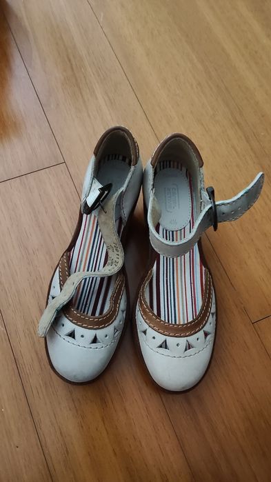 Sapatos mulher marca Camel