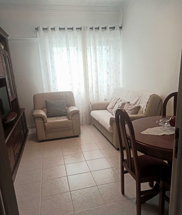 Vende-se t2 centro Odivelas