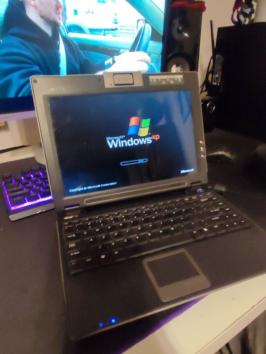 Asus W5000 2004r