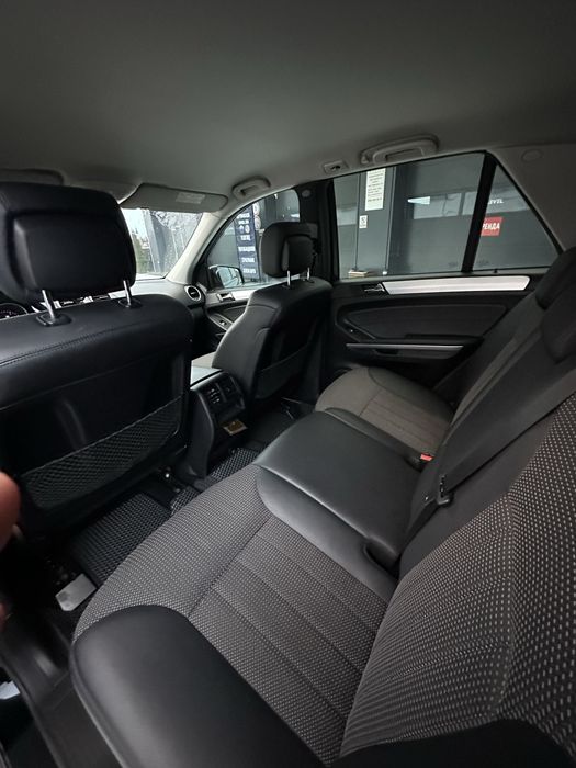 Mercedes Benz ML300CDI