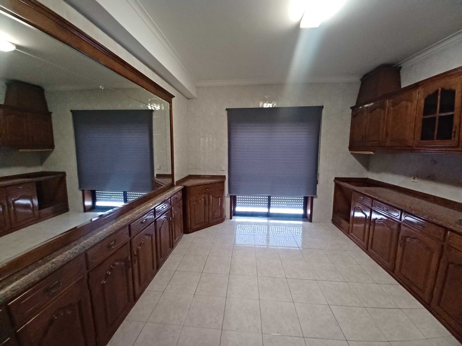 Aluga apartamento T3 perto do centro de Paredes