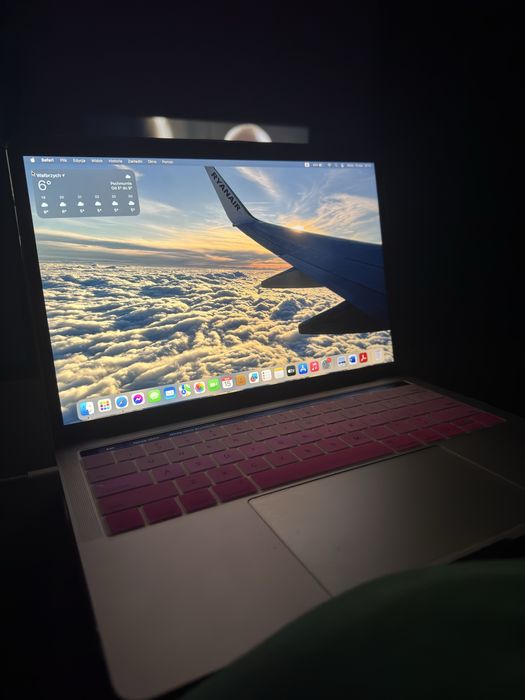 Macbook 13” model A2159