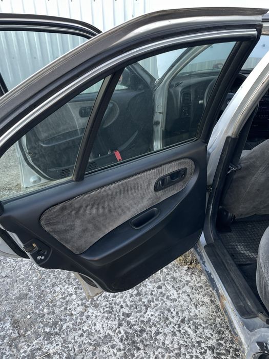 Nissan Primera p10