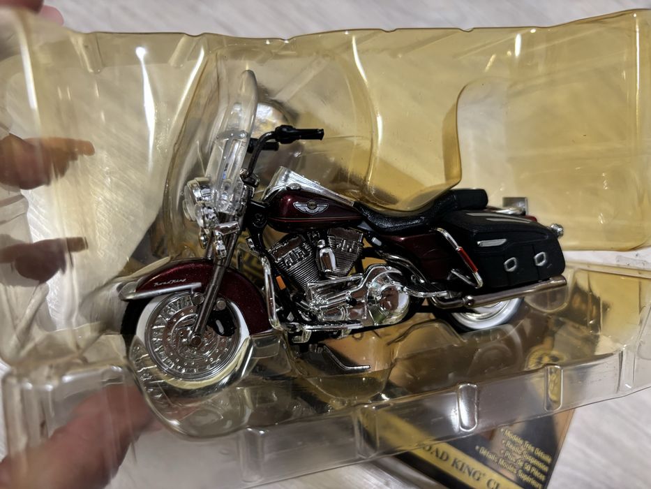 Іграшки по 500 грн