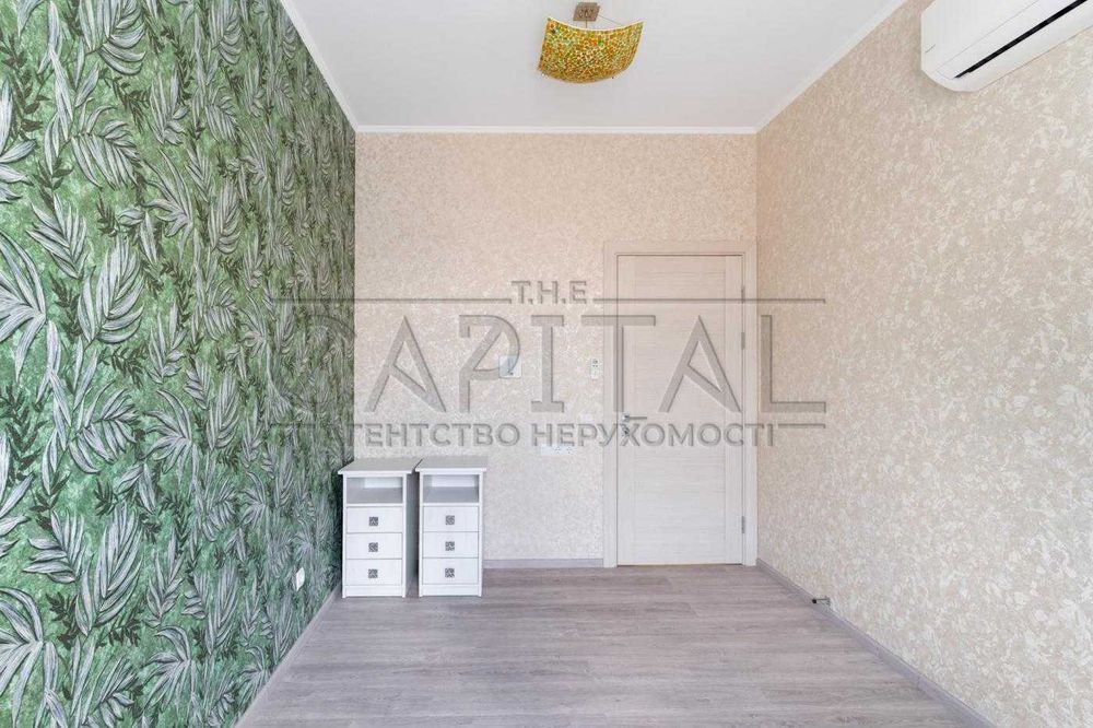Сучасний будинок 190 м² на 7 сотках у Бортничах.